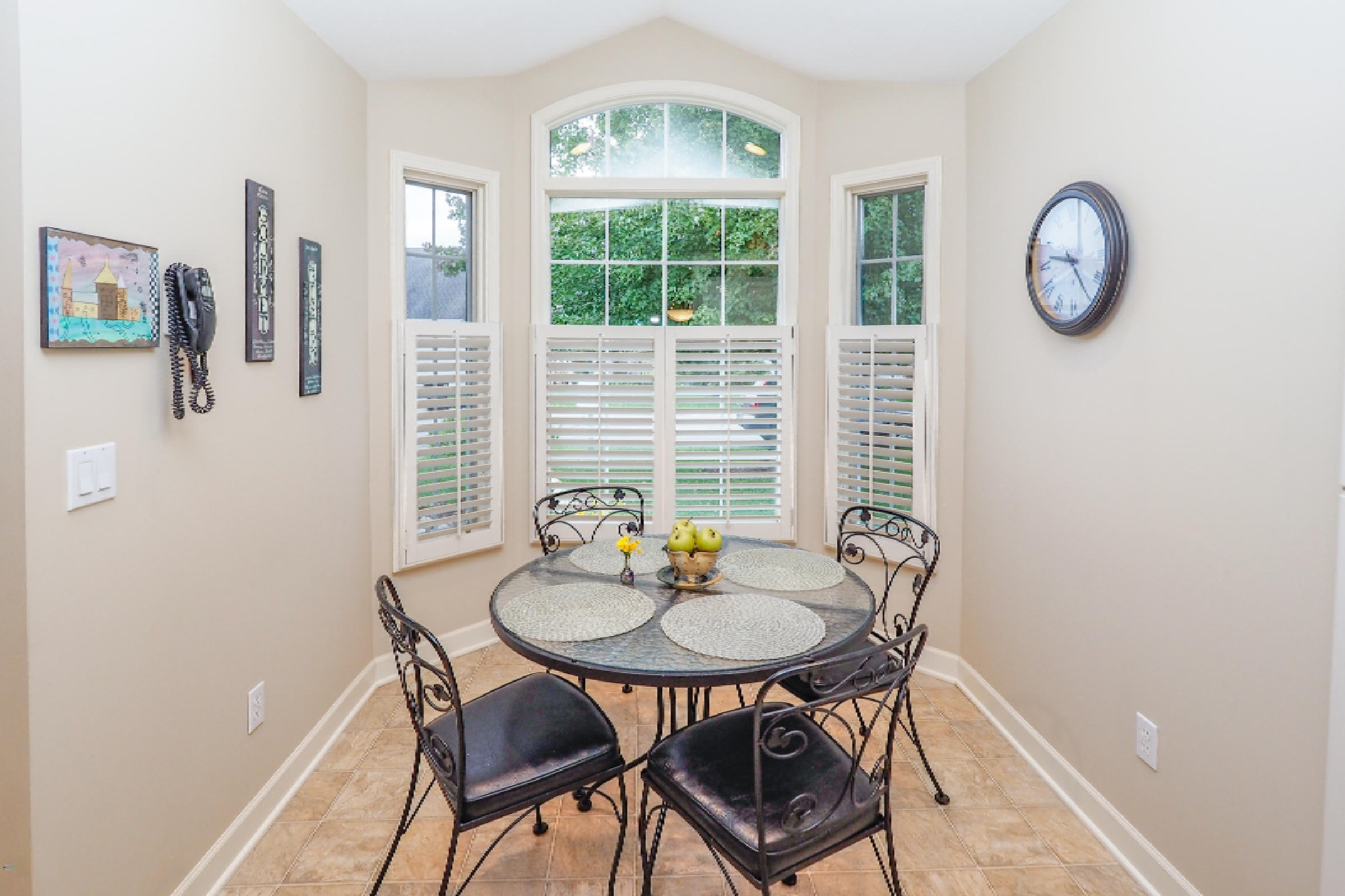 222 Round Hill Road Kalamazoo, MI 49009 - Photo 10 of 25 222 Round Hill Rd-109