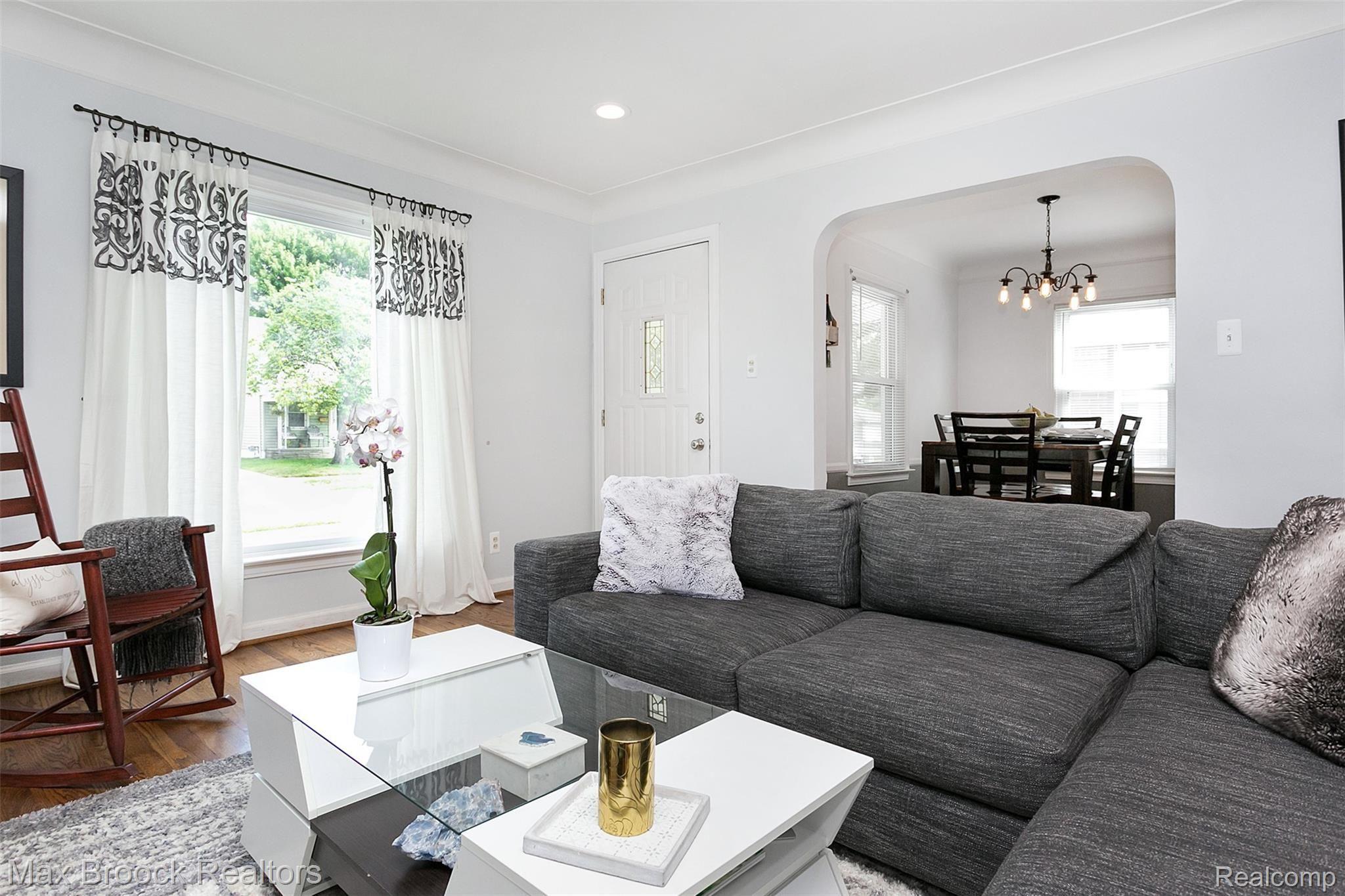 1185 Columbia Road Berkley, MI 48072 - Photo 4 of 30 Columbia-6.jpg