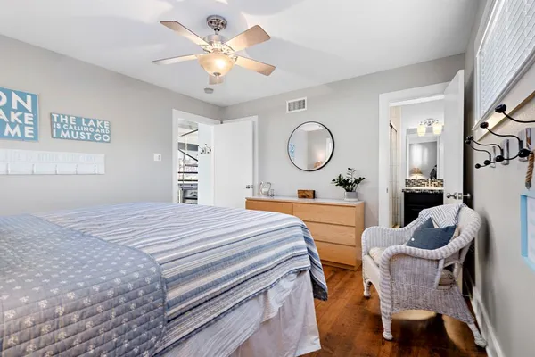 $715,000 | 115 Isle Of View Drive, Tool, TX 75143