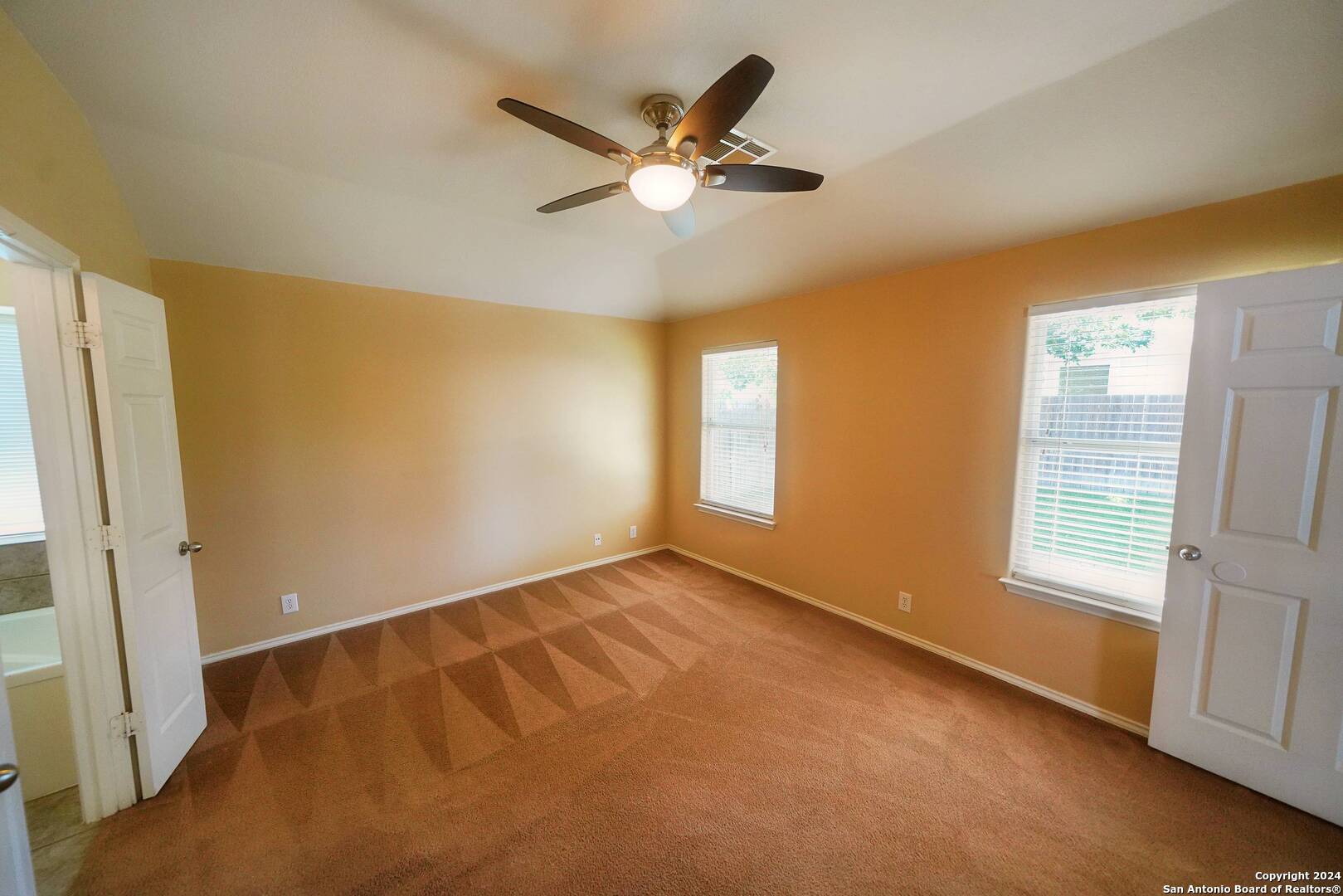 320 Longhorn Way Cibolo, TX 78108 - Photo 18 of 36