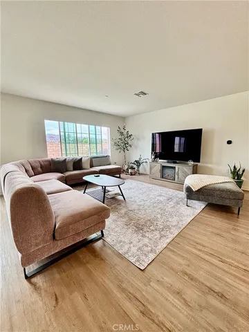 $575,000 | 22542 Cloud Mdw Drive, Nuevo, CA 92567