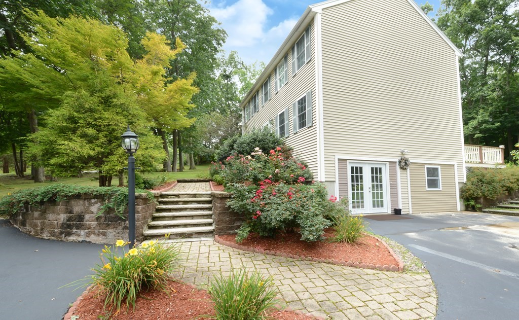 34 Airport Road Dudley, MA 01571 - Photo 2 of 35 Gallery Image 2