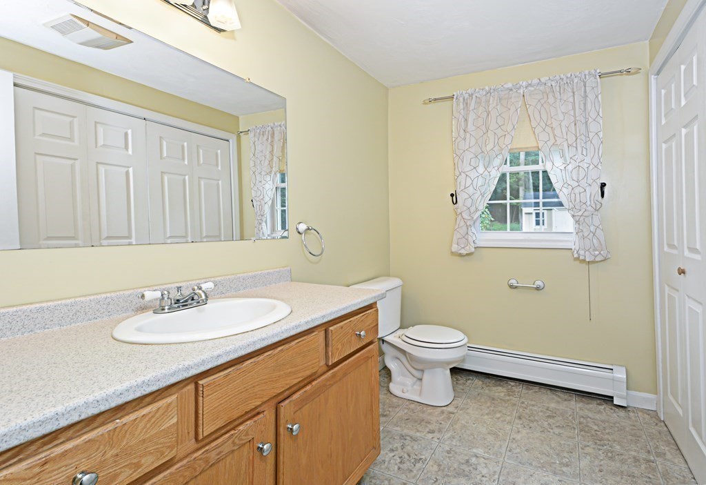 34 Airport Road Dudley, MA 01571 - Photo 10 of 35 Gallery Image 10