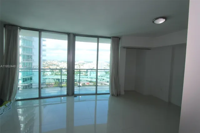 $2,550 | 350 South Miami Avenue, Unit 3615, Miami, FL 33130