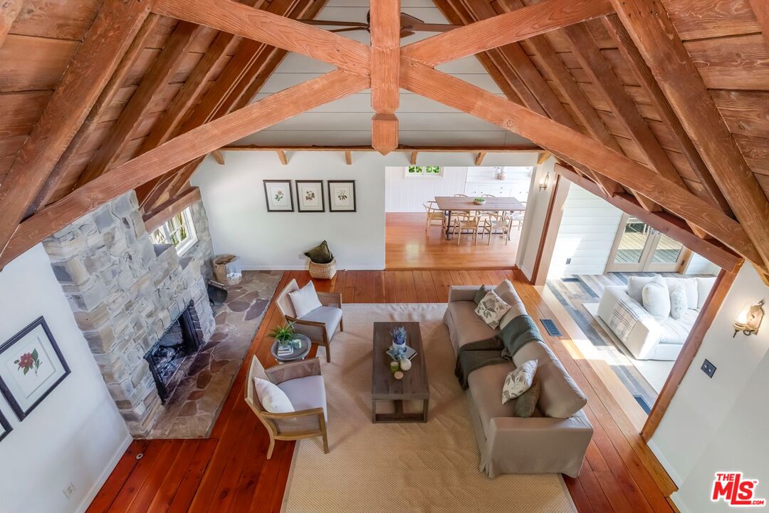 3940 Davana Road Sherman Oaks, CA 91423 - Photo 12 of 60