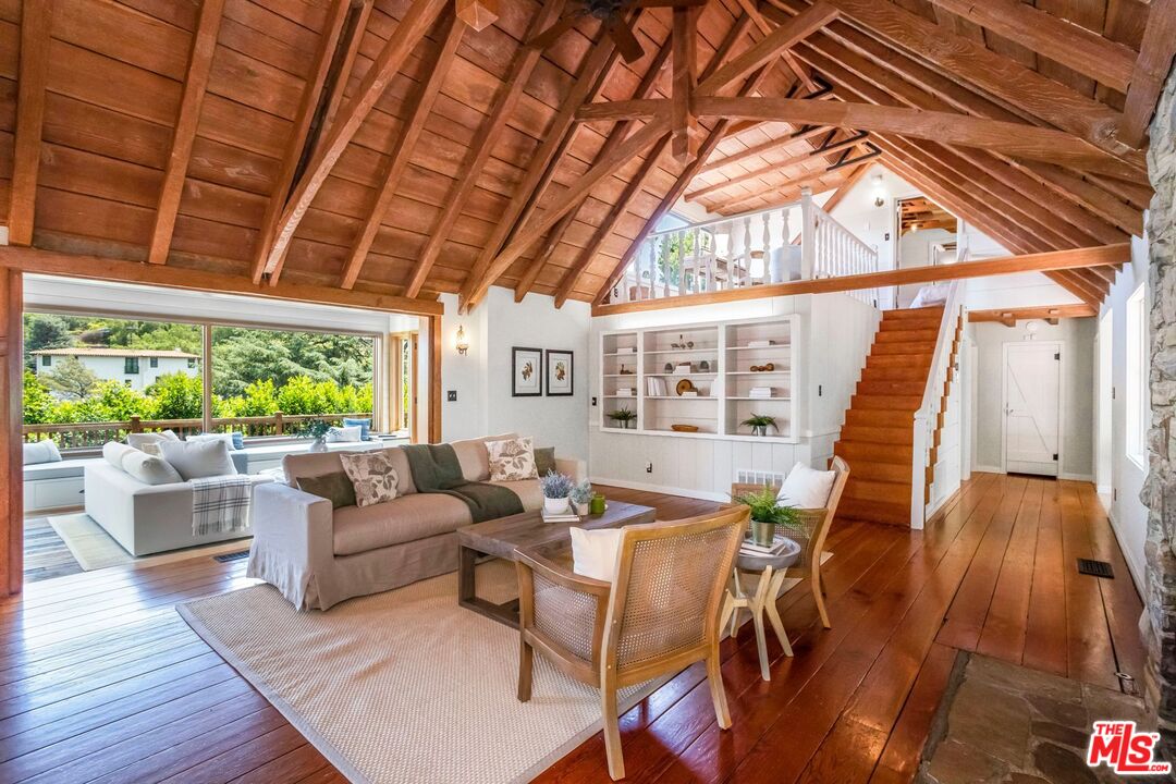 3940 Davana Road Sherman Oaks, CA 91423 - Photo 9 of 60