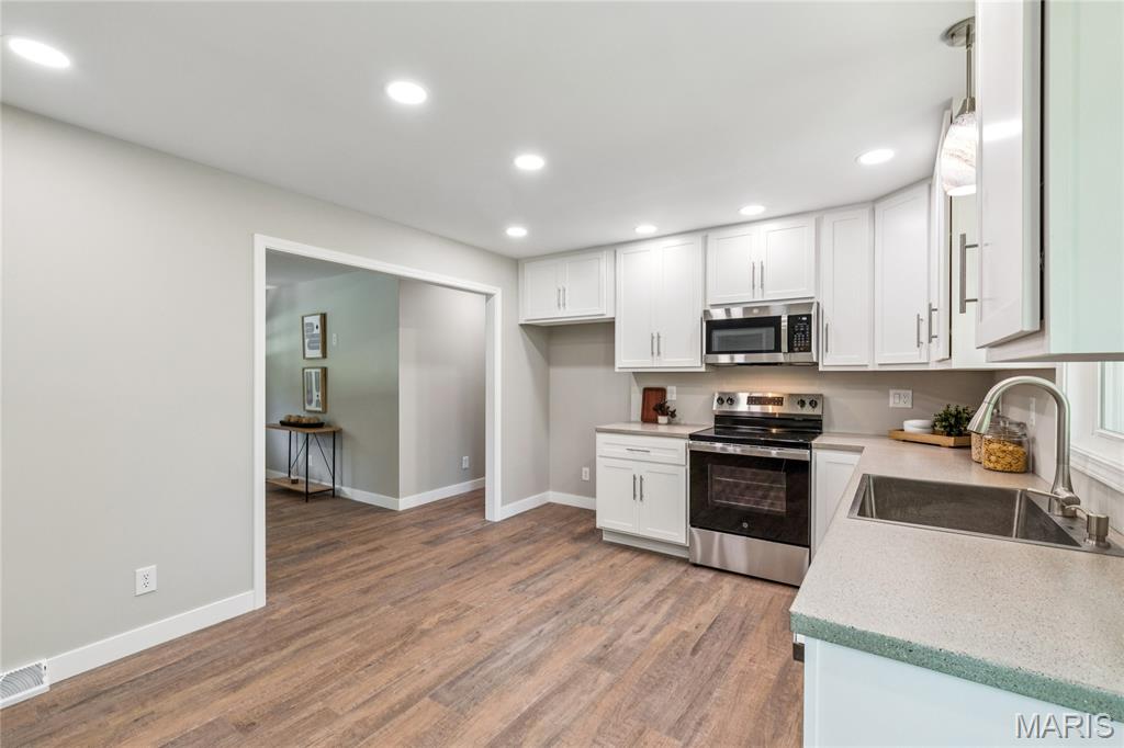 1740 Parr Road Wentzville, MO 63385 - Photo 10 of 34