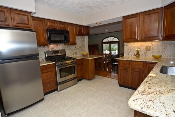 30 Locust Avenue Lexington, MA 02421 - Photo 8 of 24