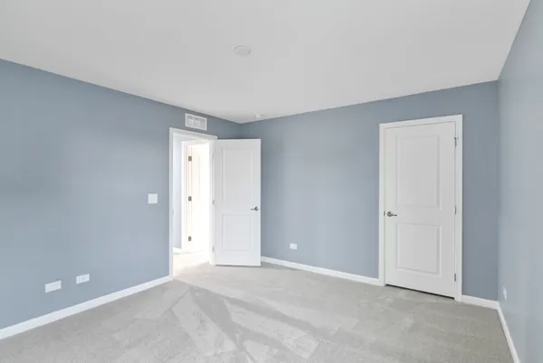 $560,000 | 305 Cronin Boulevard, Shorewood, IL 60404