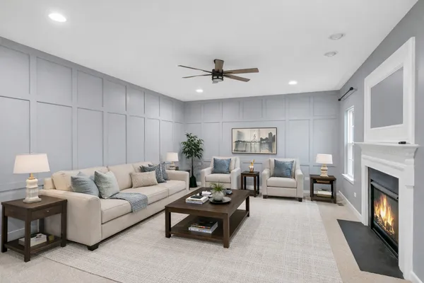 $560,000 | 305 Cronin Boulevard, Shorewood, IL 60404