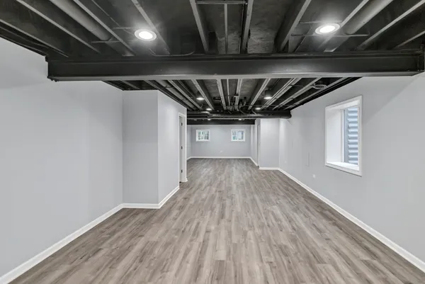 $560,000 | 305 Cronin Boulevard, Shorewood, IL 60404