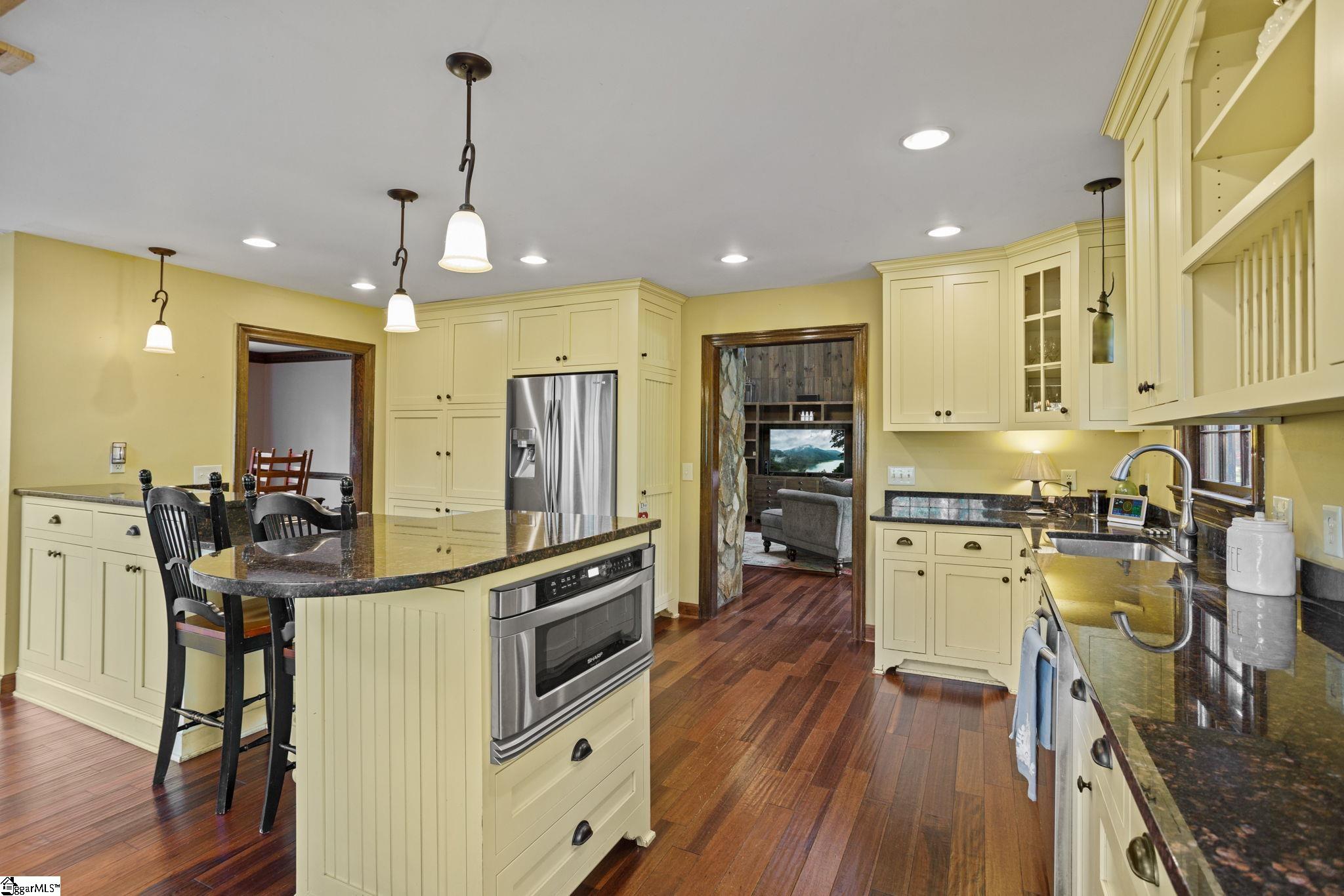 1703 Pelham Road Greenville, SC 29615 - Photo 14 of 34 Gallery Image 14