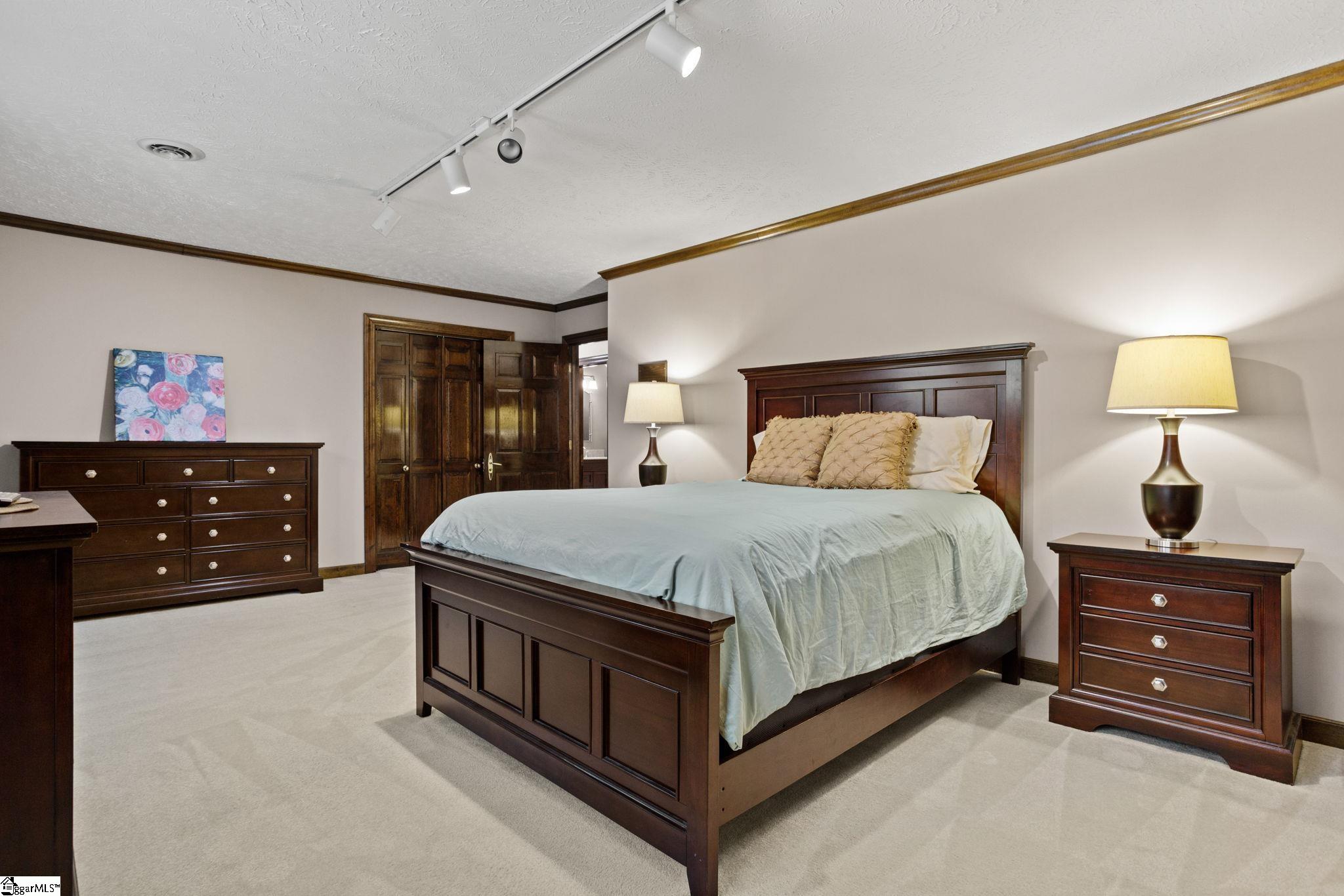 1703 Pelham Road Greenville, SC 29615 - Photo 19 of 34 Gallery Image 19