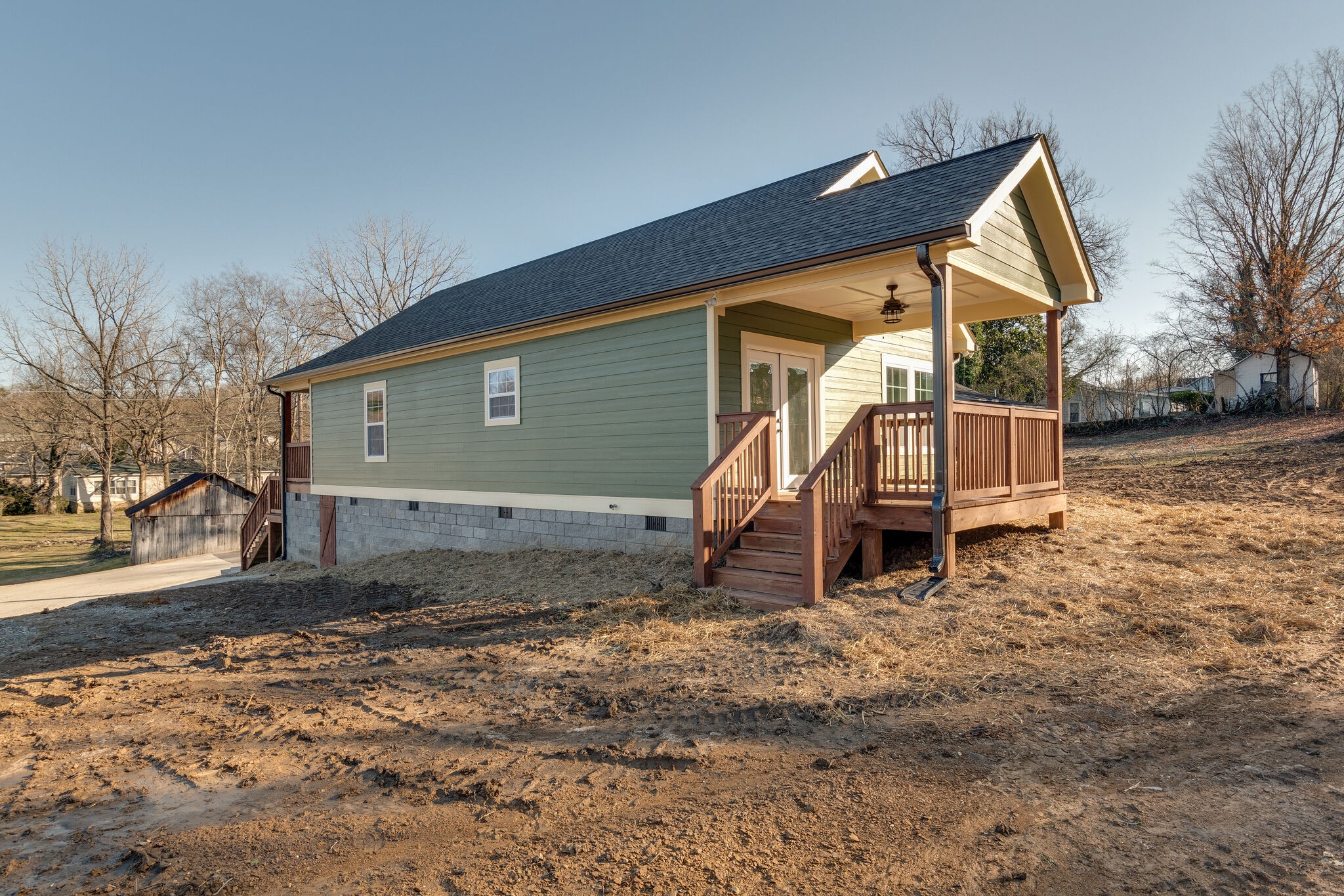 1004 Bridge Street Columbia, TN 38401 - Photo 23 of 25 a view of a house with backyard