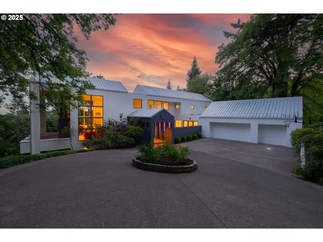 $1,250,000 | 2790 Northwest Sulphur Springs Road, Corvallis, OR 97330