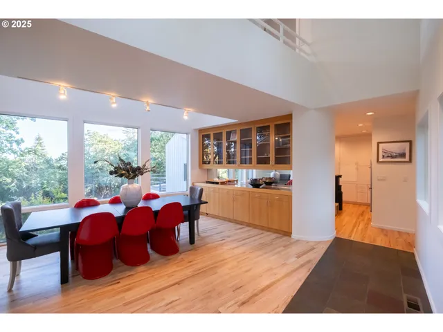 $1,250,000 | 2790 Northwest Sulphur Springs Road, Corvallis, OR 97330