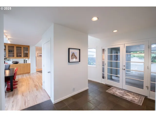 $1,250,000 | 2790 Northwest Sulphur Springs Road, Corvallis, OR 97330