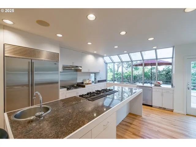 $1,250,000 | 2790 Northwest Sulphur Springs Road, Corvallis, OR 97330