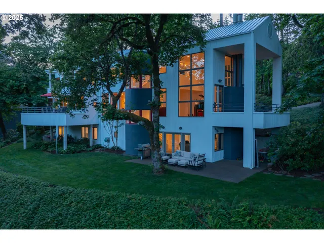 $1,250,000 | 2790 Northwest Sulphur Springs Road, Corvallis, OR 97330