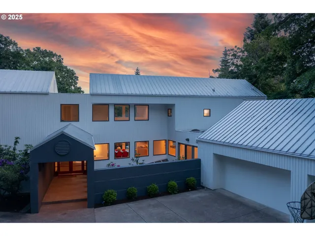 $1,250,000 | 2790 Northwest Sulphur Springs Road, Corvallis, OR 97330
