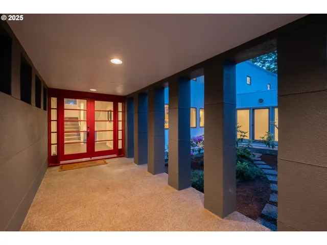 $1,250,000 | 2790 Northwest Sulphur Springs Road, Corvallis, OR 97330