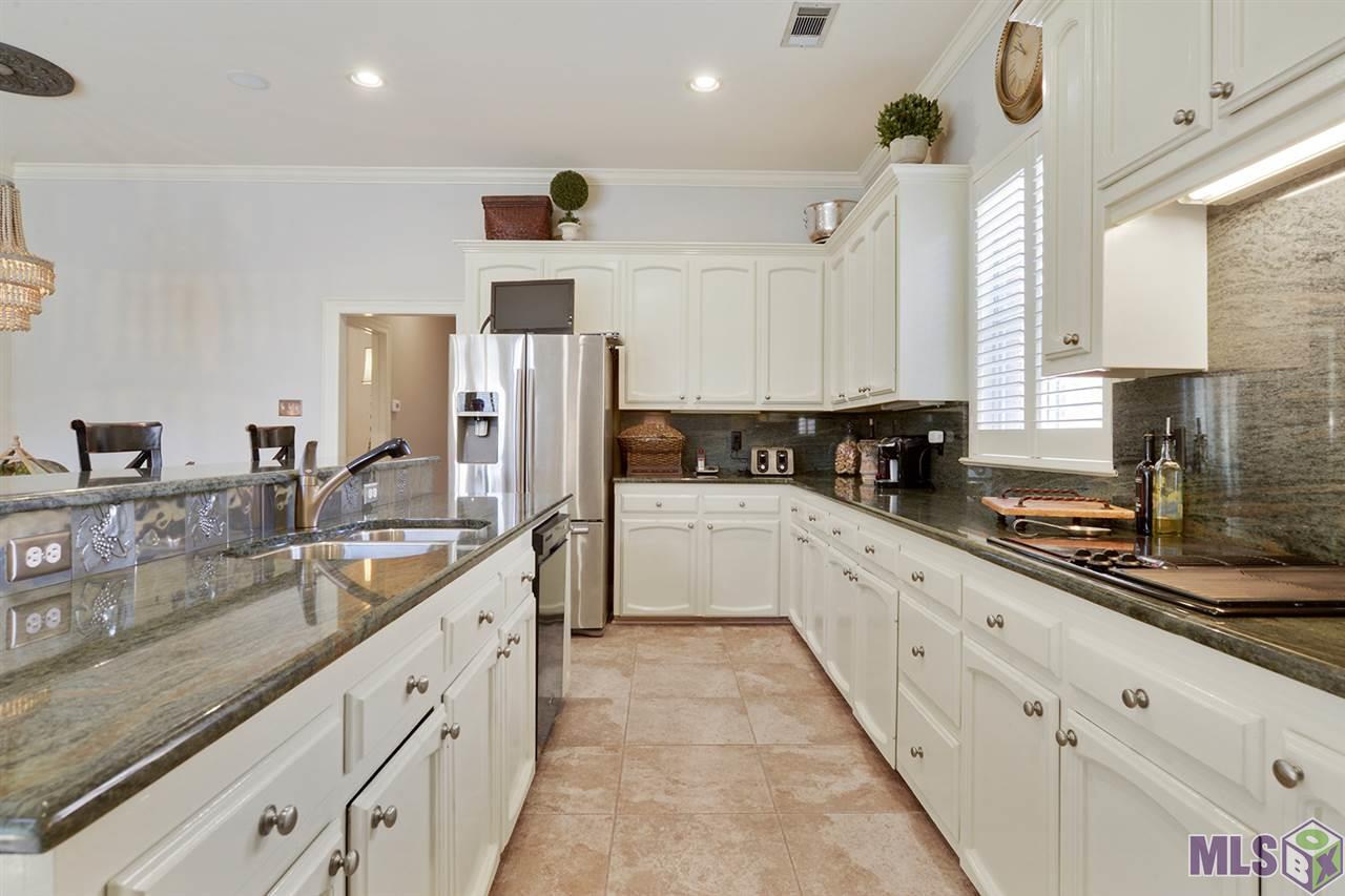 612 Plantation Ridge Avenue Baton Rouge, LA 70810 - Photo 7 of 25 Gallery Image 7