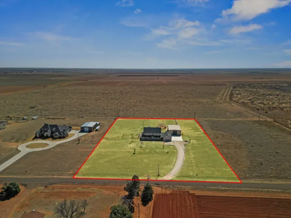 $830,000 | 6328 Foster Road, Ropesville, TX 79358