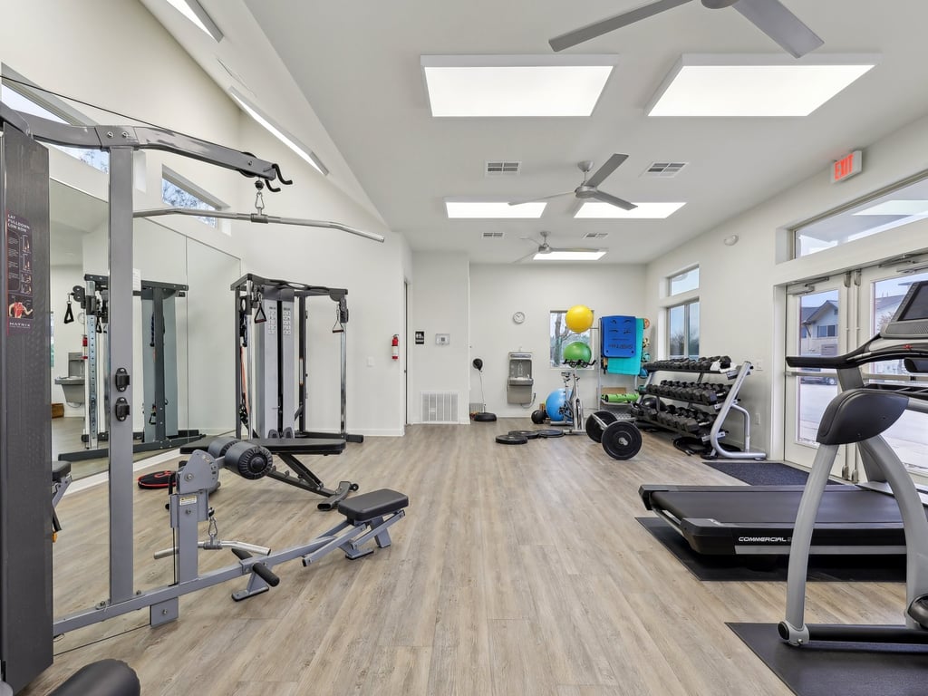 7805 Cooper Lane, Unit 608 Austin, TX 78745 - Photo 24 of 31 a view of a room with gym equipment