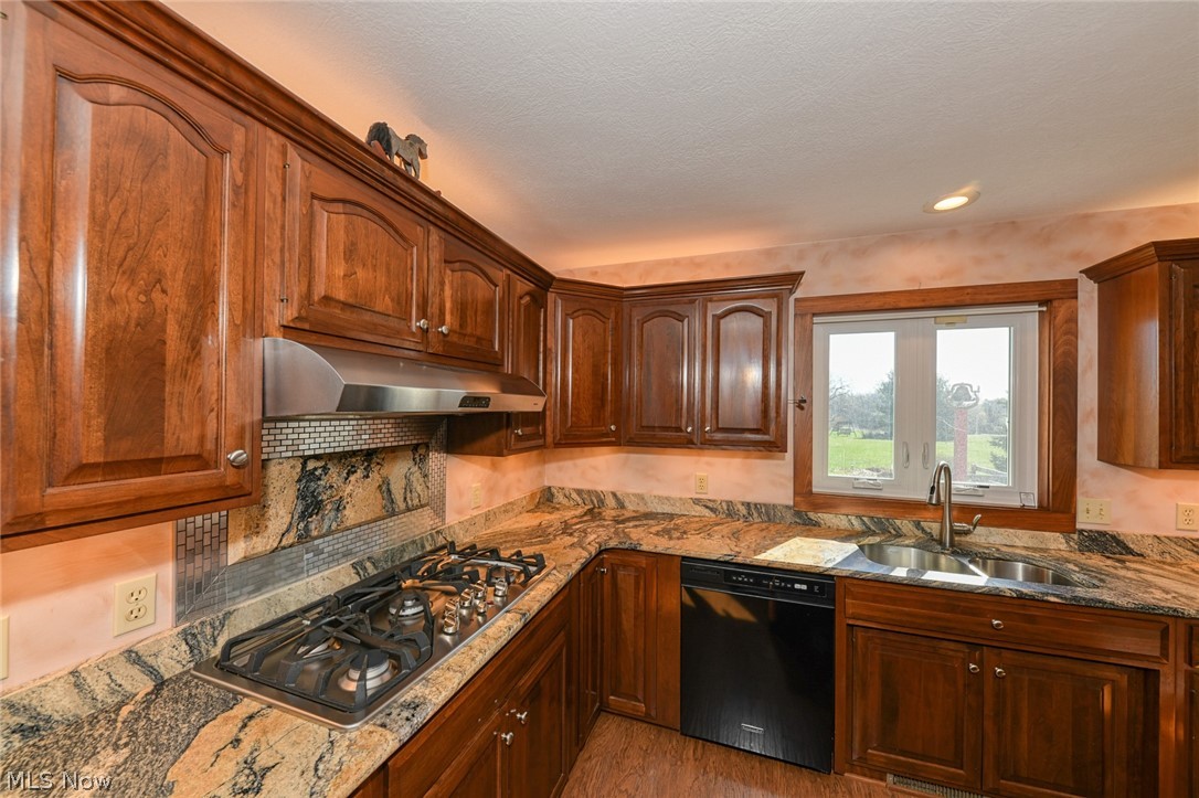9235 Acme Road Wadsworth, OH 44281 - Photo 7 of 35 Gallery Image 7