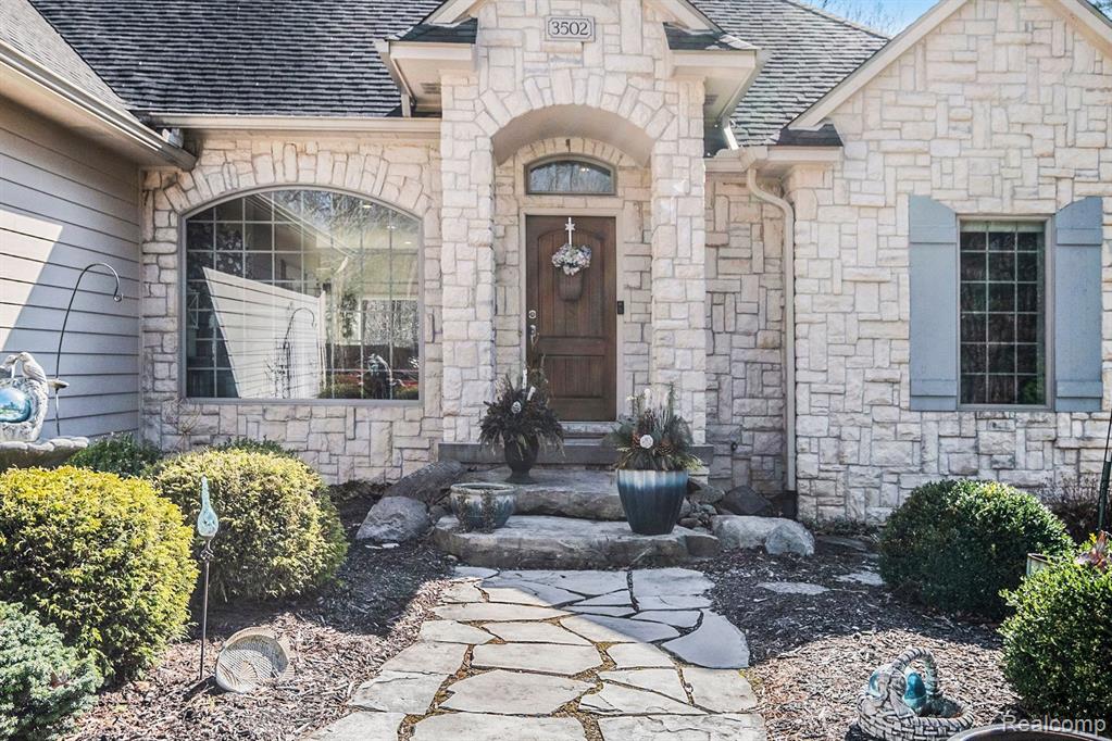 3502 Hunters Creek Road Metamora, MI 48455 - Photo 5 of 48