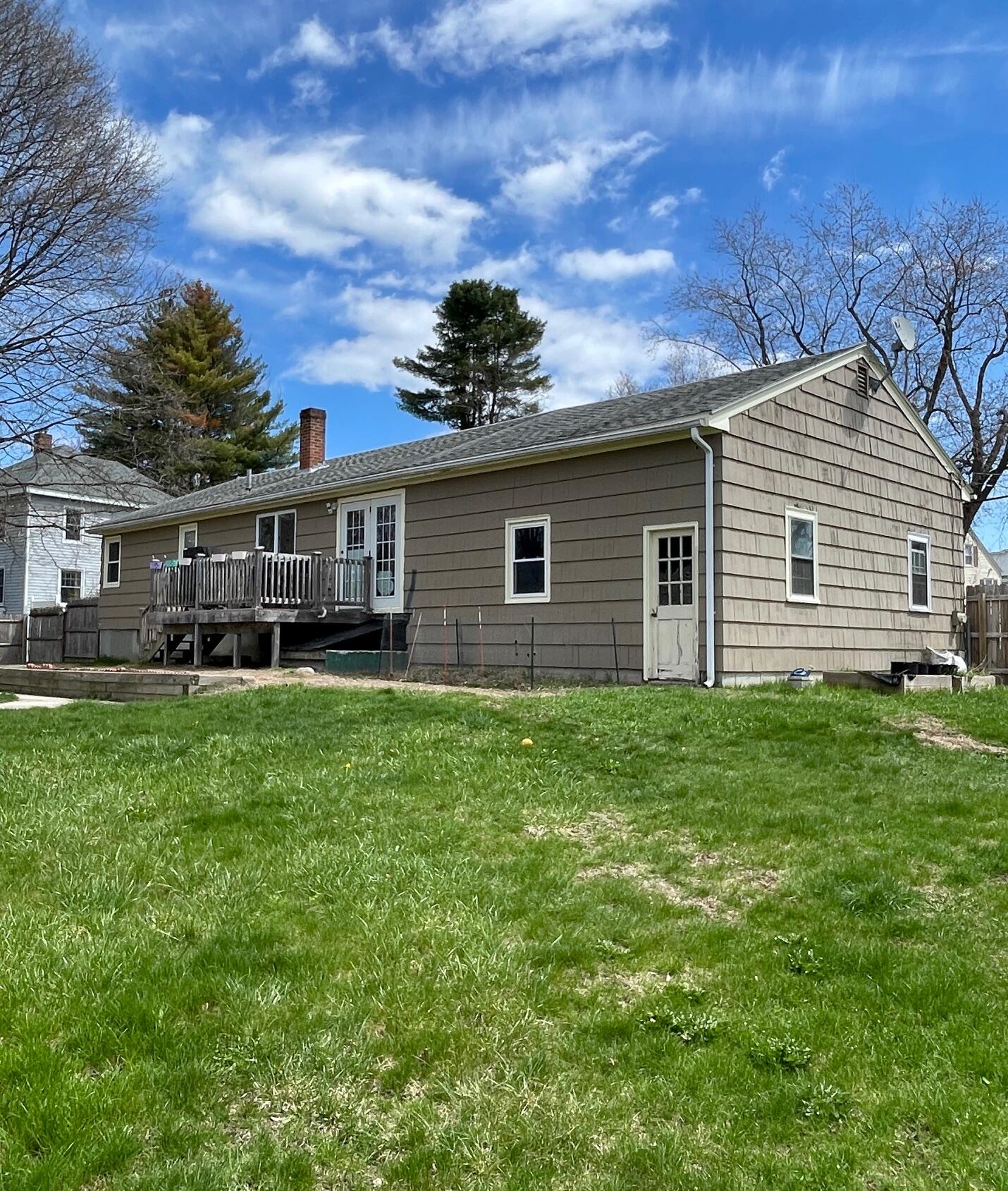 19 Hicks Street Portland, ME 04103 - Photo 3 of 18 ext back