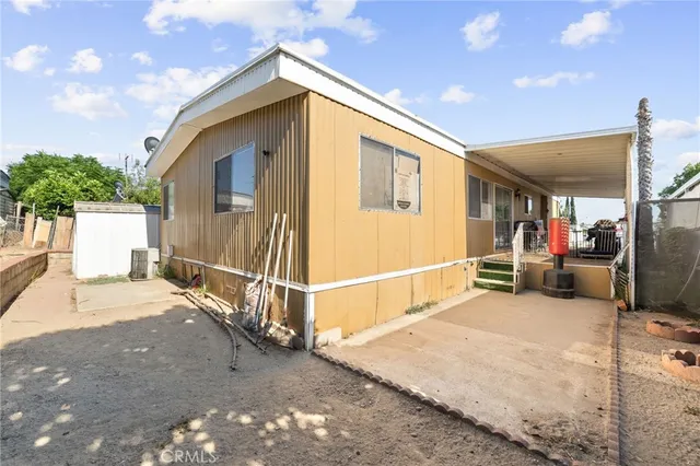 $167,000 | 10701 Cedar Avenue, Unit 184, Bloomington, CA 92316