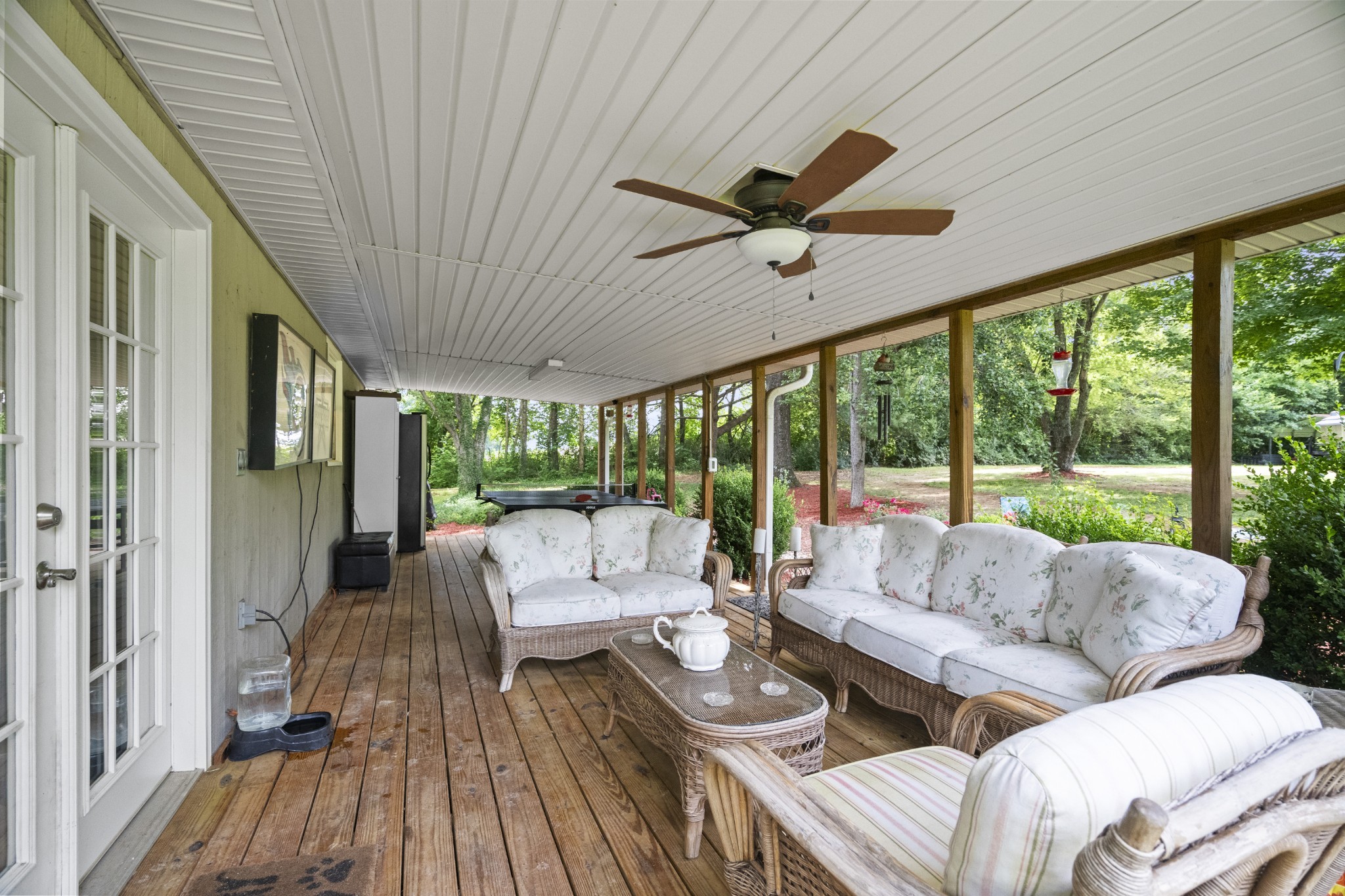 3828 Martins Chapel Road Springfield, TN 37172 - Photo 39 of 51 a living room with furniture and a large window