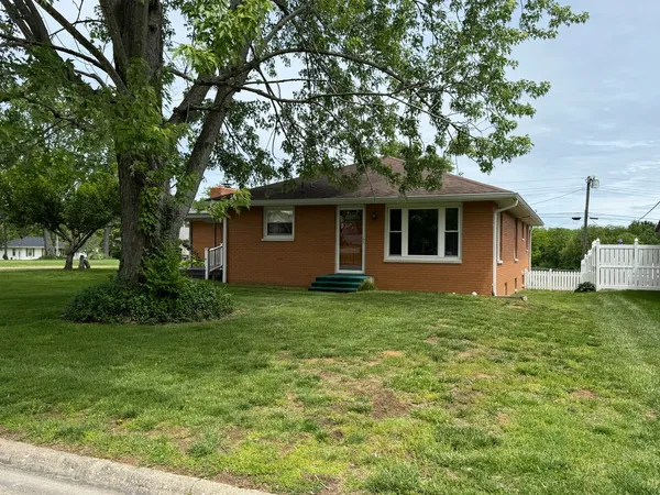 $237,500 | 100 Belcher Street, Anna, IL 62906
