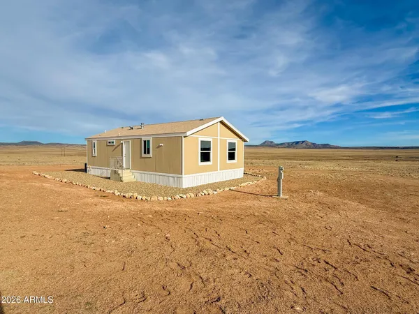 $1,495 | 51880 North Gold Plains Road, Seligman, AZ 86337