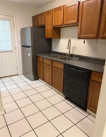 $1,850 | 4067 Coopers Hill Drive Southeast, Smyrna, GA 30080