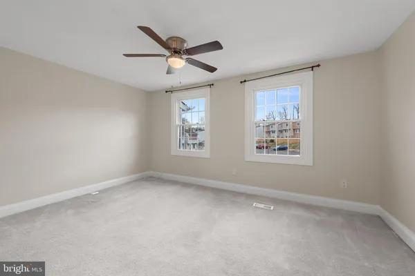 $330,000 | 1656 Thenia Place, Unit 32, Woodbridge, VA 22192