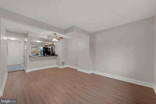 $330,000 | 1656 Thenia Place, Unit 32, Woodbridge, VA 22192