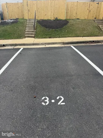$330,000 | 1656 Thenia Place, Unit 32, Woodbridge, VA 22192