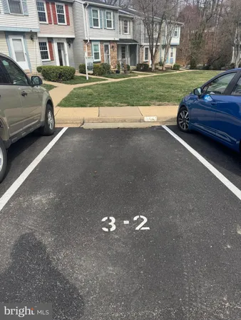 $330,000 | 1656 Thenia Place, Unit 32, Woodbridge, VA 22192