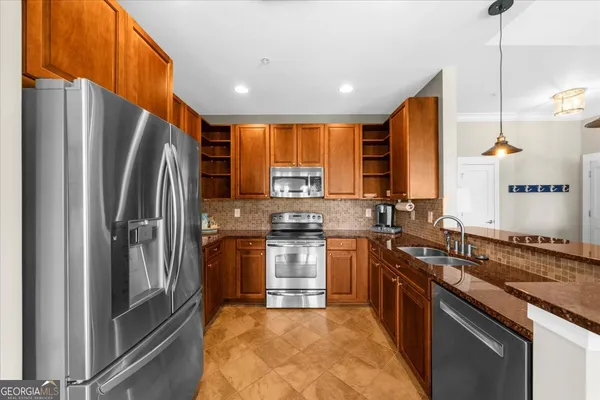 $599,000 | 101 South Bay Road, Unit 1005, Eatonton, GA 31024
