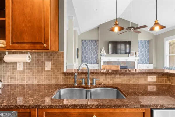 $599,000 | 101 South Bay Road, Unit 1005, Eatonton, GA 31024