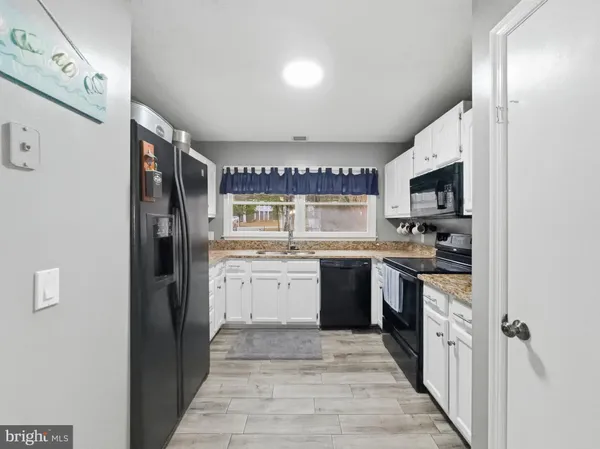 $799,000 | 1353 Lakeview Parkway, Locust Grove, VA 22508