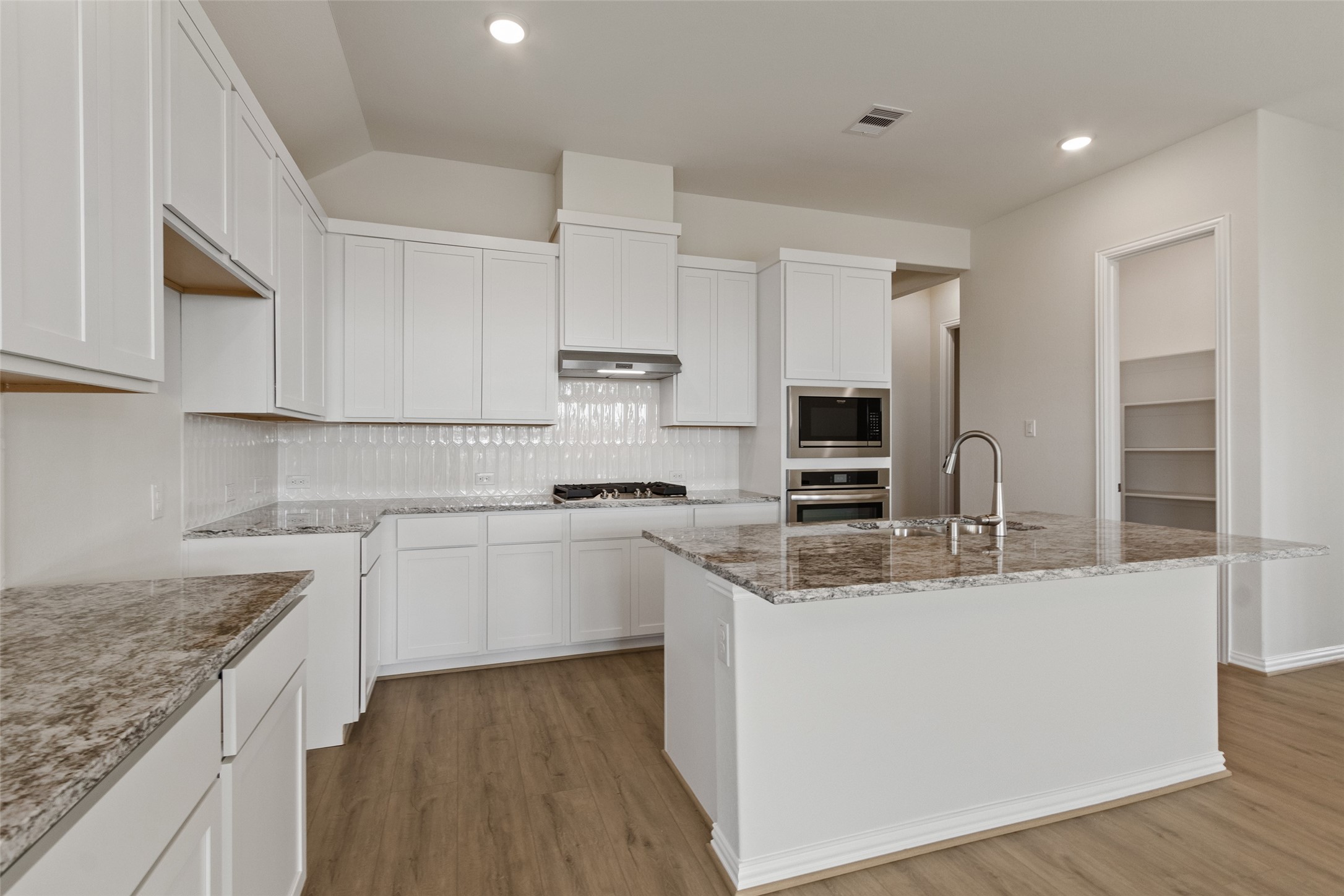 21167 Cozy Gdn Lane Rosharon, TX 77583 - Photo 5 of 15 Representative Photo