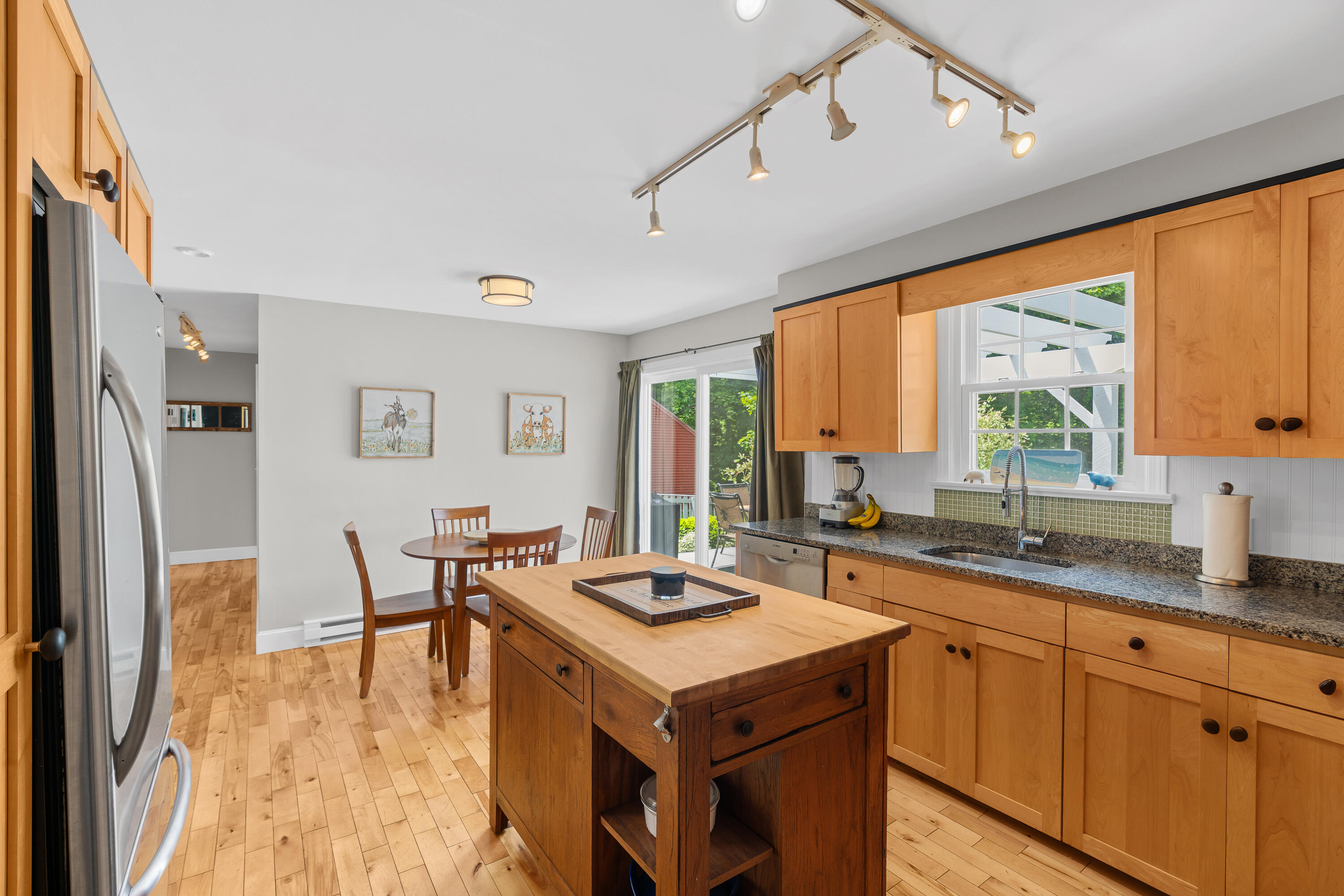 1486 Washington Street Bath, ME 04530 - Photo 6 of 85 1486 Washington Street Bath 017