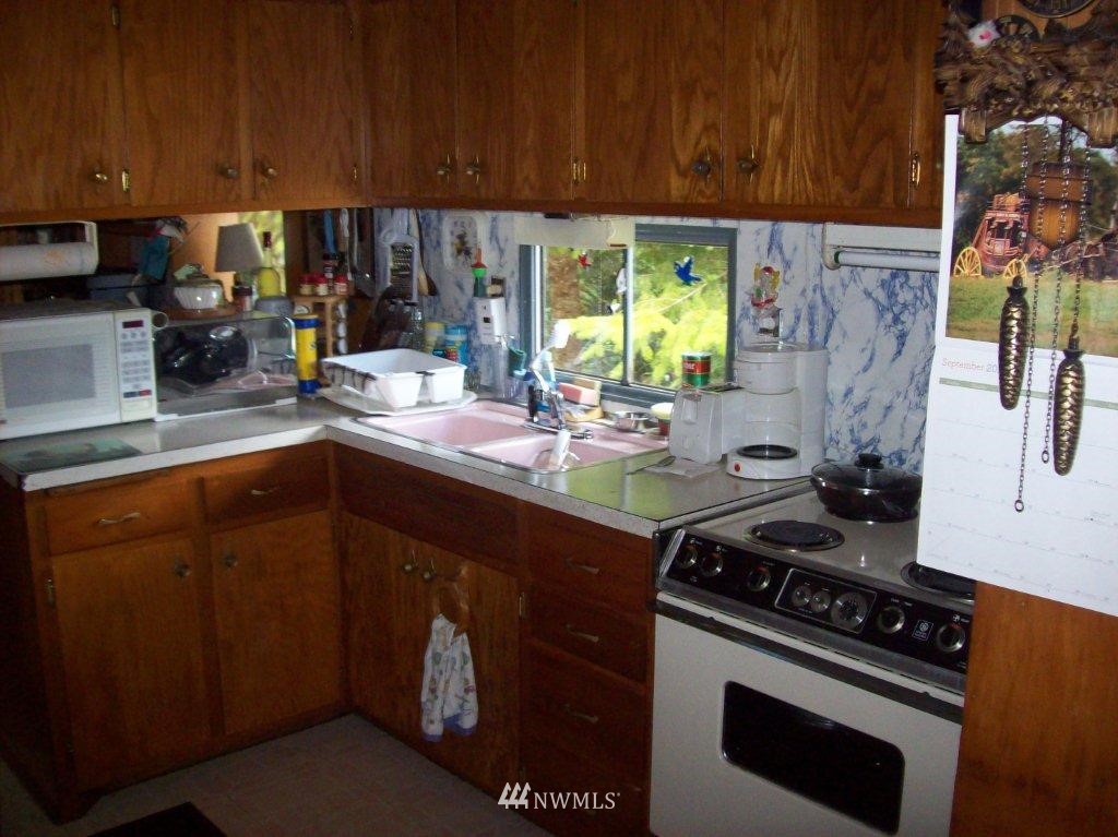 6820 Sidney Road Southwest Port Orchard, WA 98367 - Photo 8 of 14 Gallery Image 8
