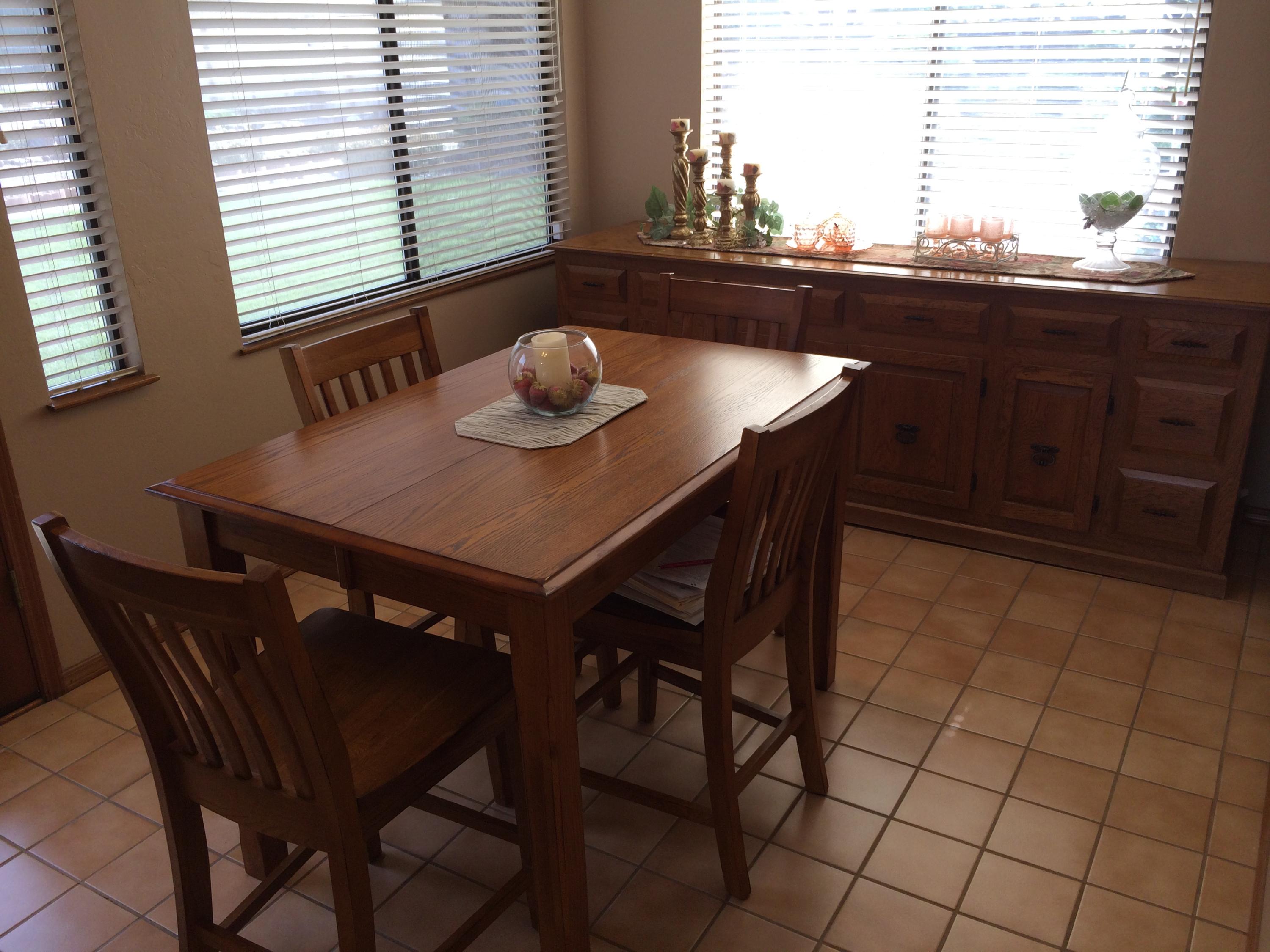 6577 Flicker Way Anderson, CA 96007 - Photo 29 of 41 a view of a dining table and chairs