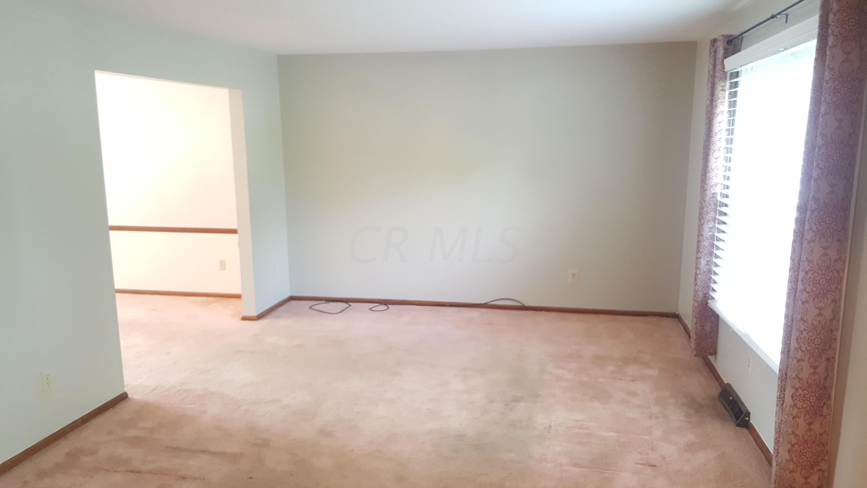 1744 Lynnhurst Road Columbus, OH 43229 - Photo 6 of 16