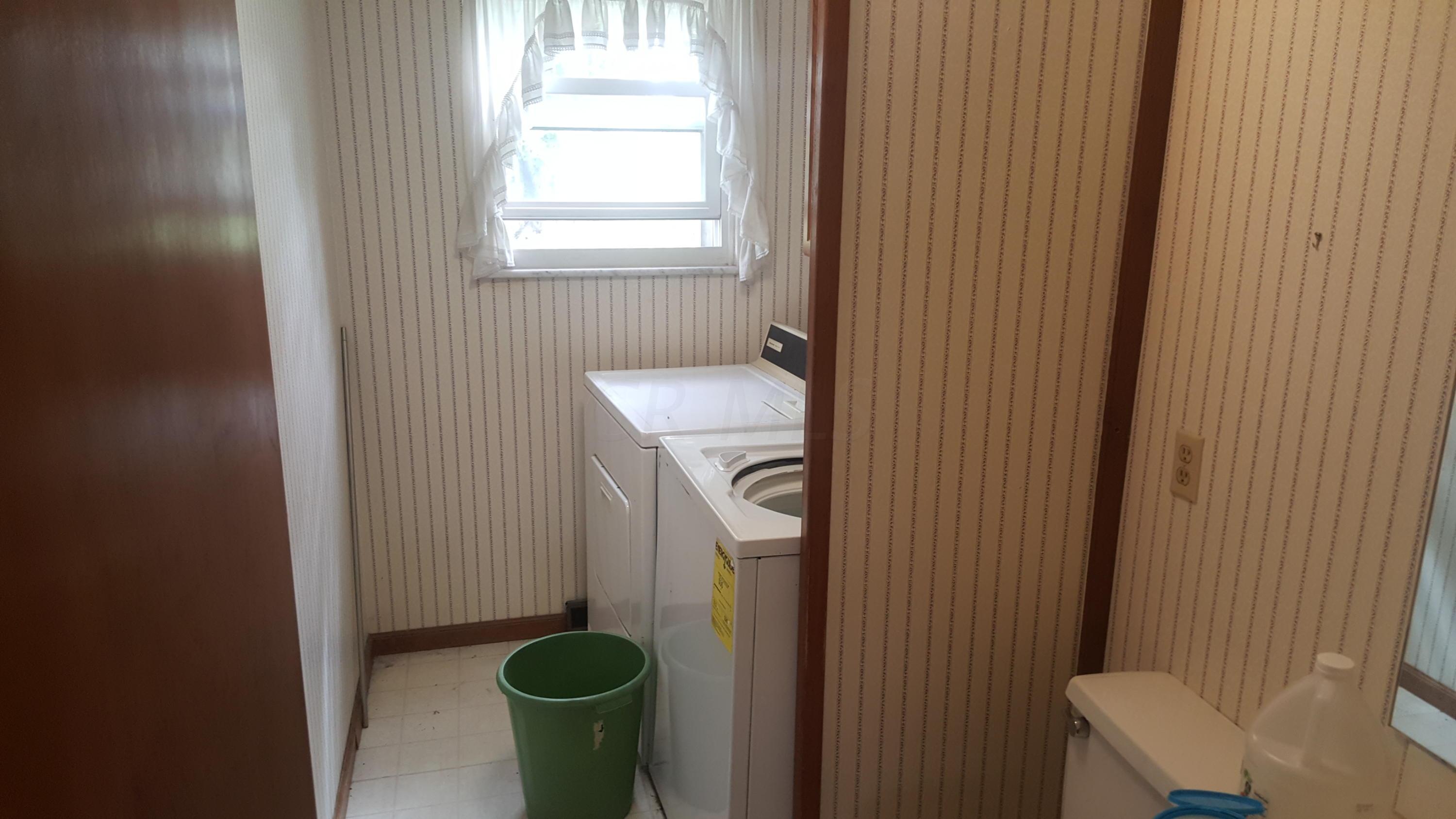 1744 Lynnhurst Road Columbus, OH 43229 - Photo 8 of 16
