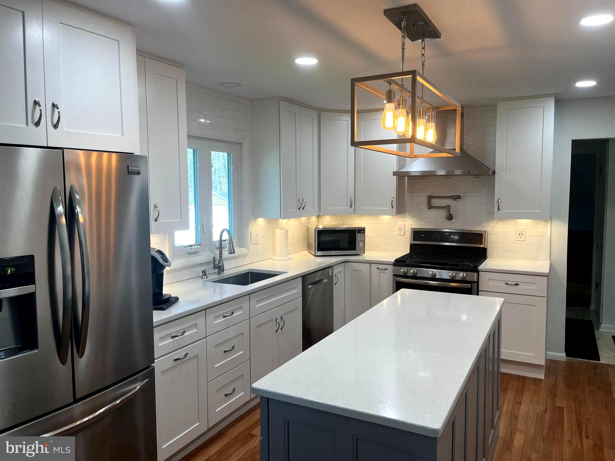 17 Van Saun Drive Ewing, NJ 08618 - Photo 12 of 26